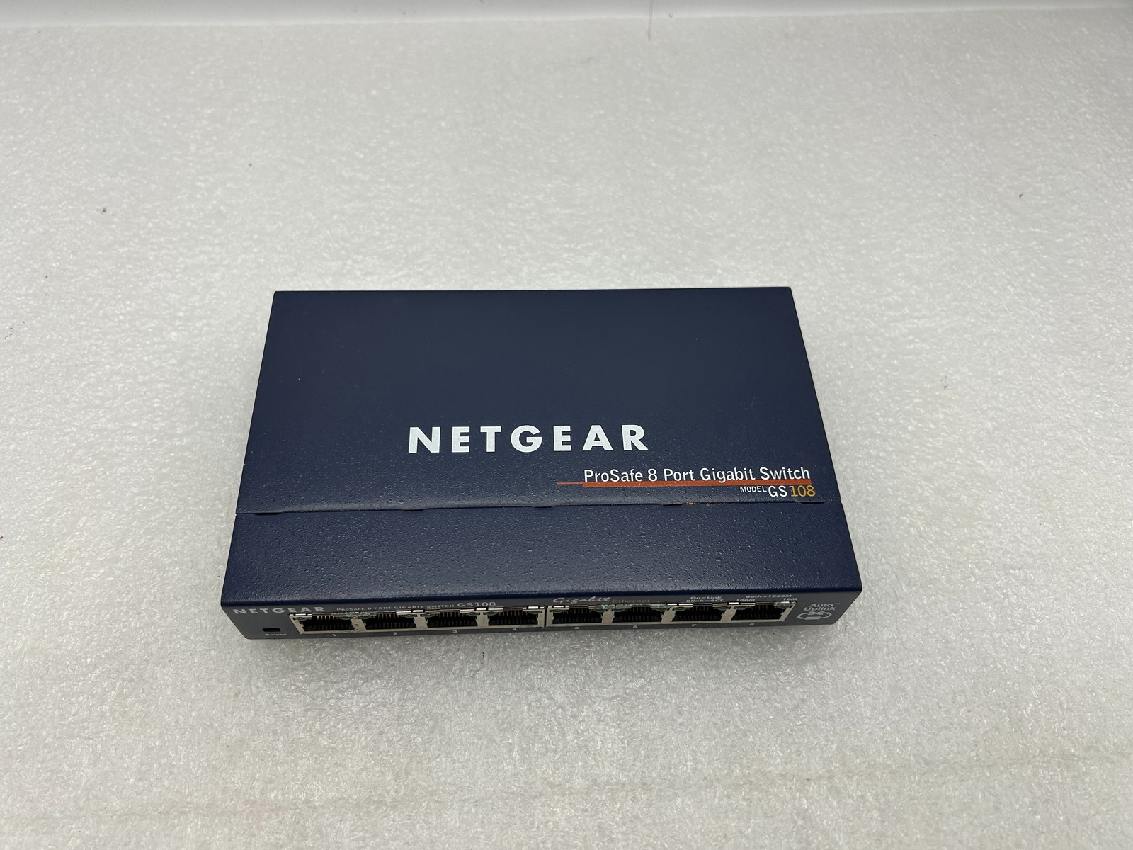 NetGear GS108 ProSafe 8-port Gigabit Switch v2 UNIT ONLY - NO AC FREE S/H
