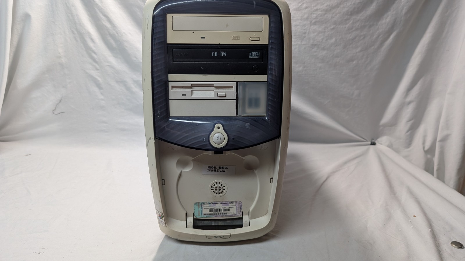 Compaq Presario 5000, Windows 2000, Celeron 800mhz, 128mb ram, 80gb hdd