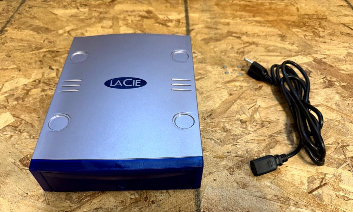Vintage LaCie External Hard Drive Enclosure FireWire 701814 w/ Cord (10C-B2)