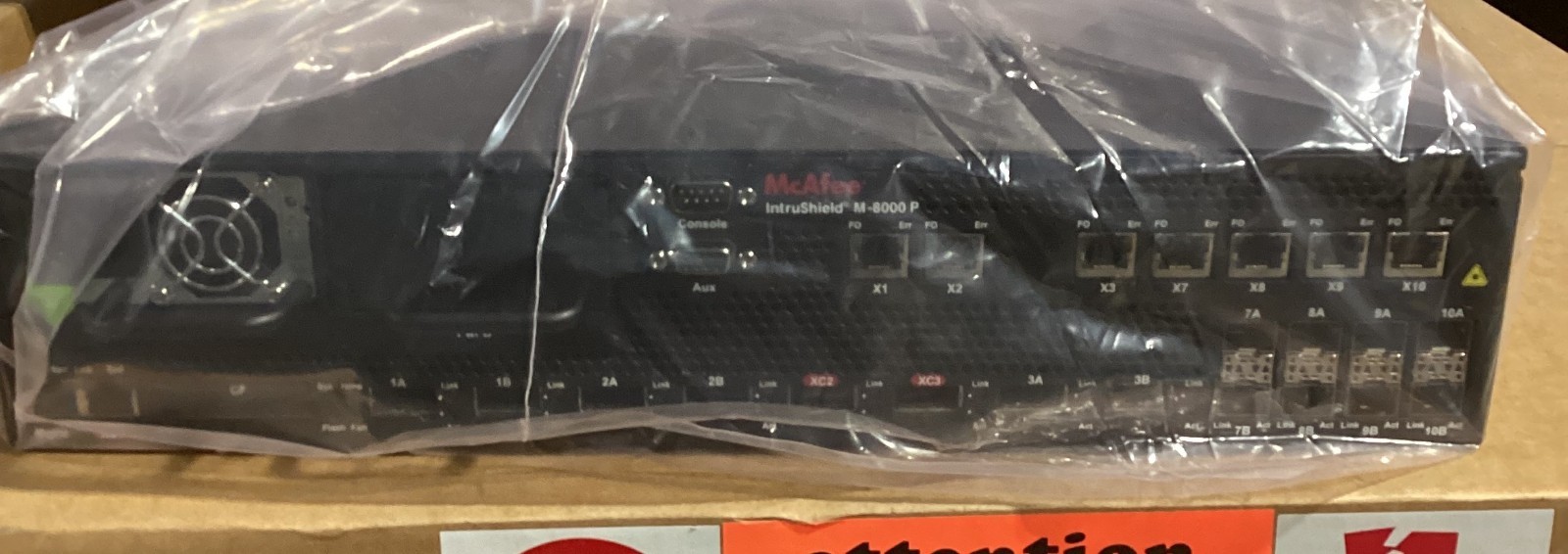 MCAFEE INTRUSHIELD M-8000P NETWORK SECURITY PLATFORM APPLIANCE WITH METAL SLIDES