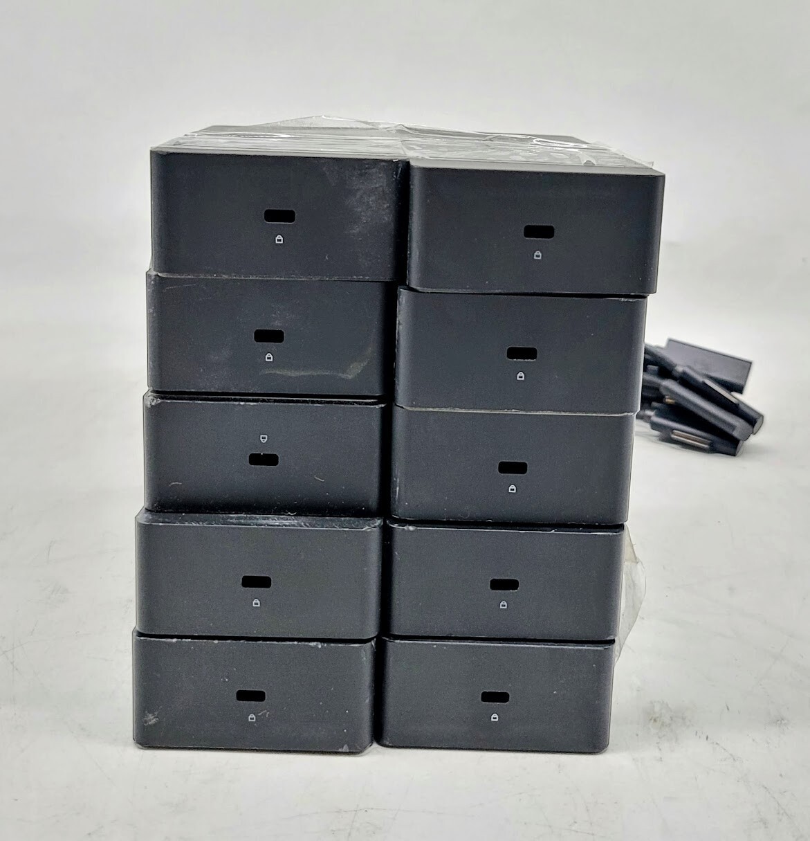 LOT OF 10 MICROSOFT SURFACE DOCK DOCKING STATION 1661 SURFACE PRO