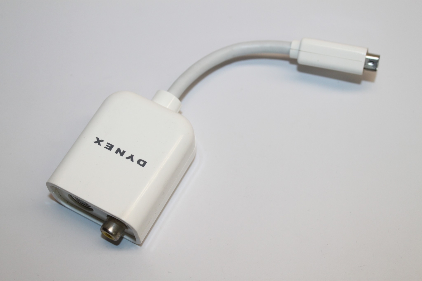 Dynex DX-AP100 Video Adapter Mini DVI to S-Video RCA Cable Connector for Macbook