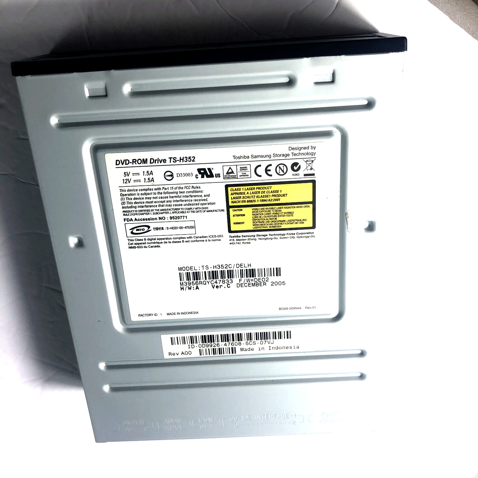 Toshiba Samsung Storage DVD Rom Drive TS H352 untested may be new