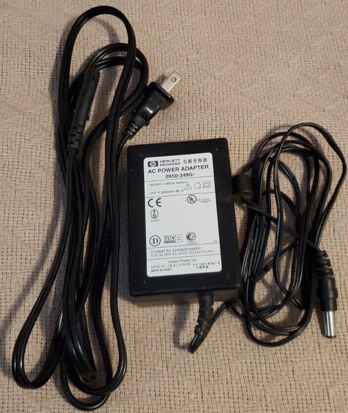 Hewlett Packard AC Power Adapter model 0950-3490 100-240v 50/60Hz LapTop