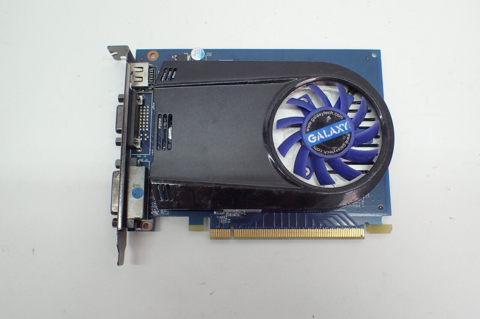 Galaxy NVIDIA GeForce 210 /  1GB DDR2 PCI Express x16 Graphics Video Card