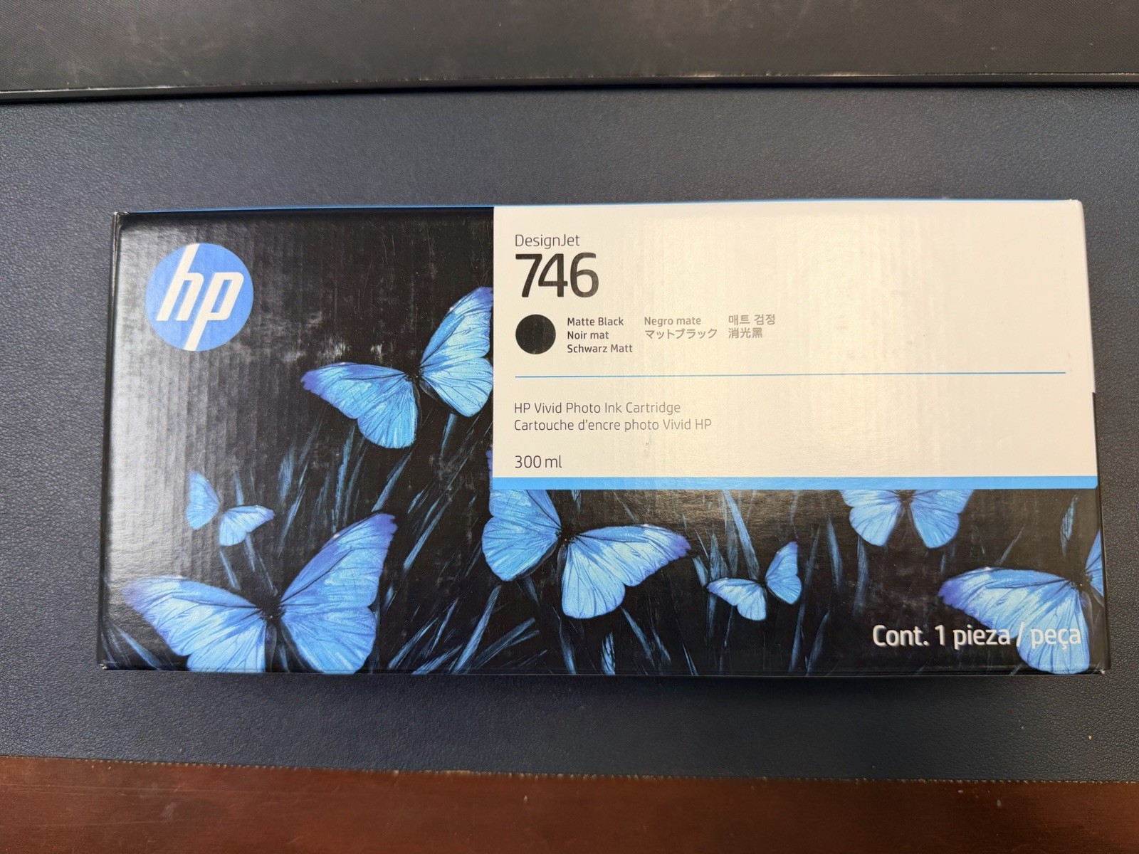 New HP 746 Matte Black DesignJet Ink Cartridge P2V83A