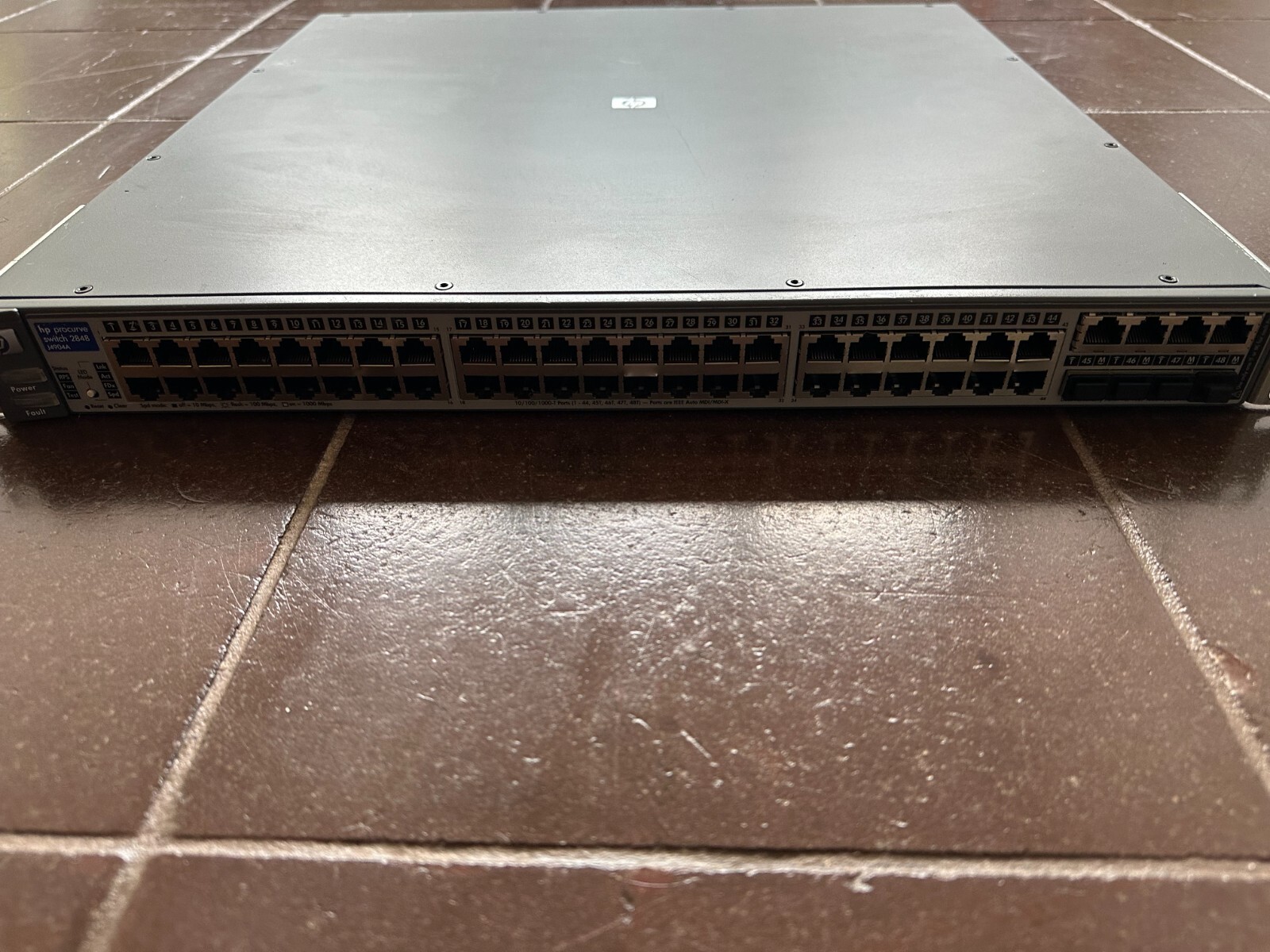 HP ProCurve 48 Port Network Switch J4904A 1U 10/100/1000Mbps 4x SFP