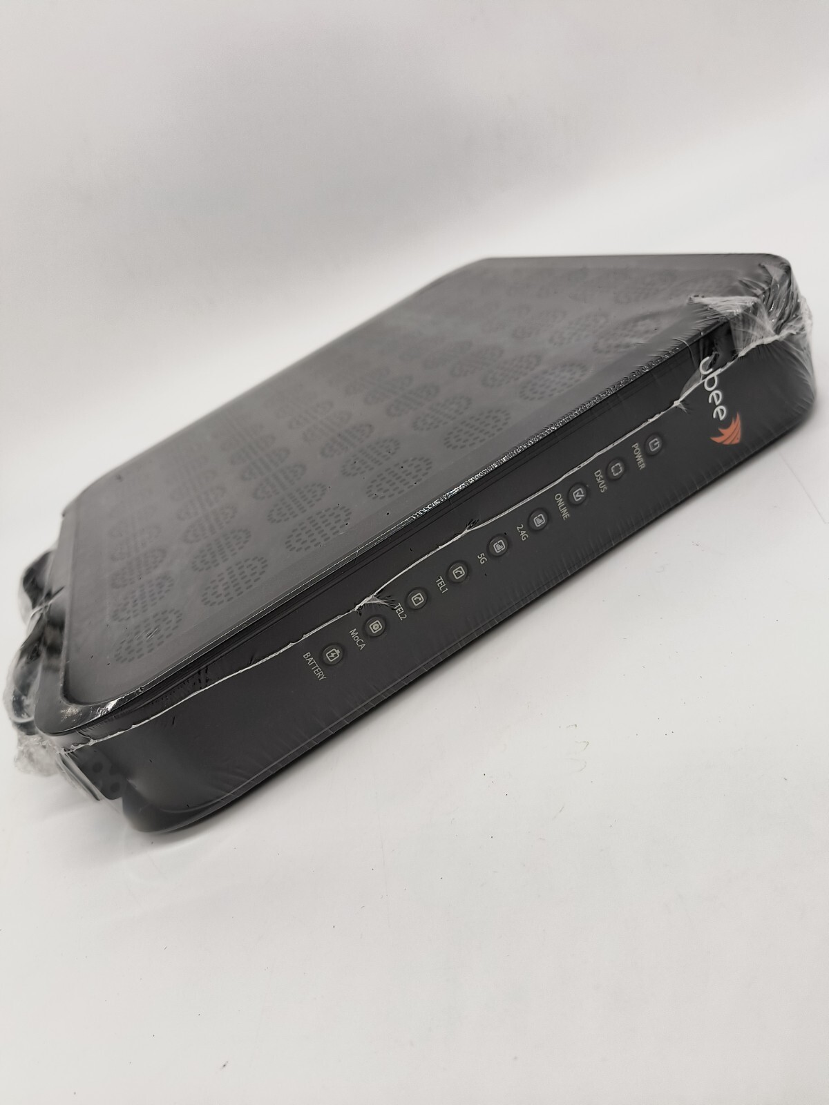 NEW Ubee DVW32CB Wireless Voice  MODEM and ROUTER   FACTORY SEALED