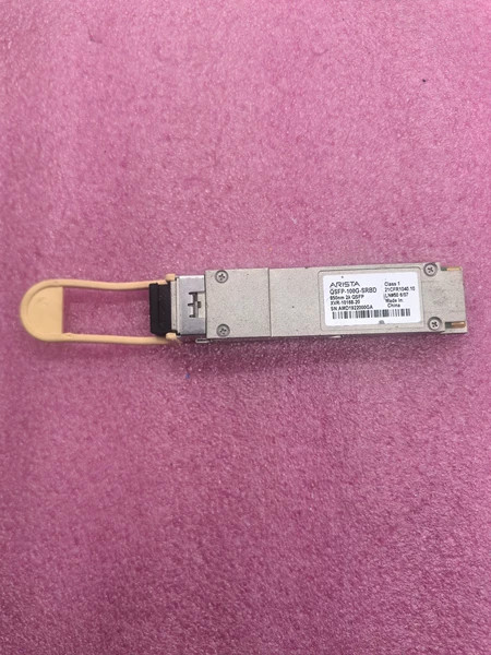 1pc Arista XVR-10168-20 100G QSFP28 Optical Transceiver