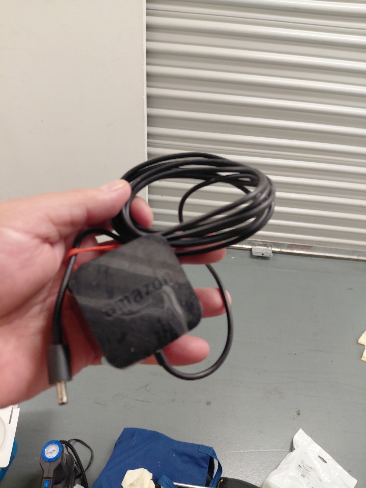 Amazon Power Adapter 15W White Model GP92NB used