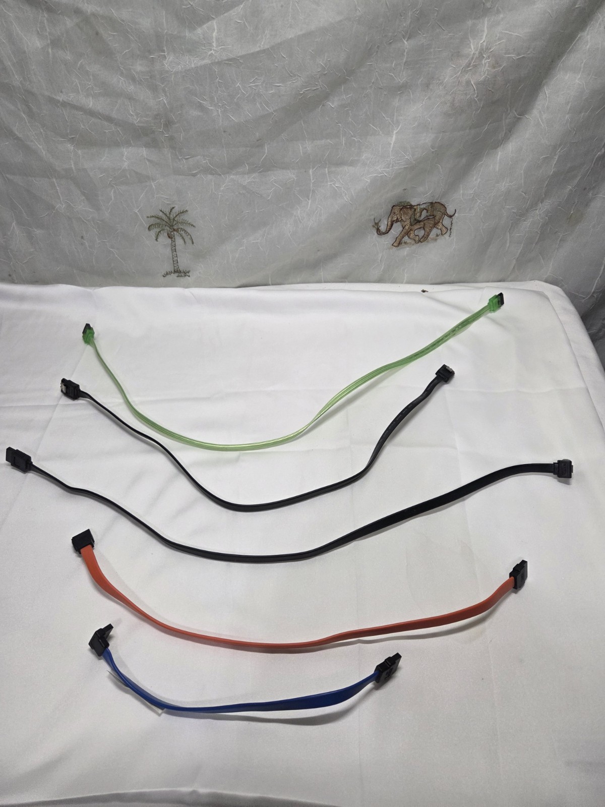 Lot of 5 SATAIII Data Cables 6" 12" 18" 22" Mixed Color Blue,Orange,Black,green