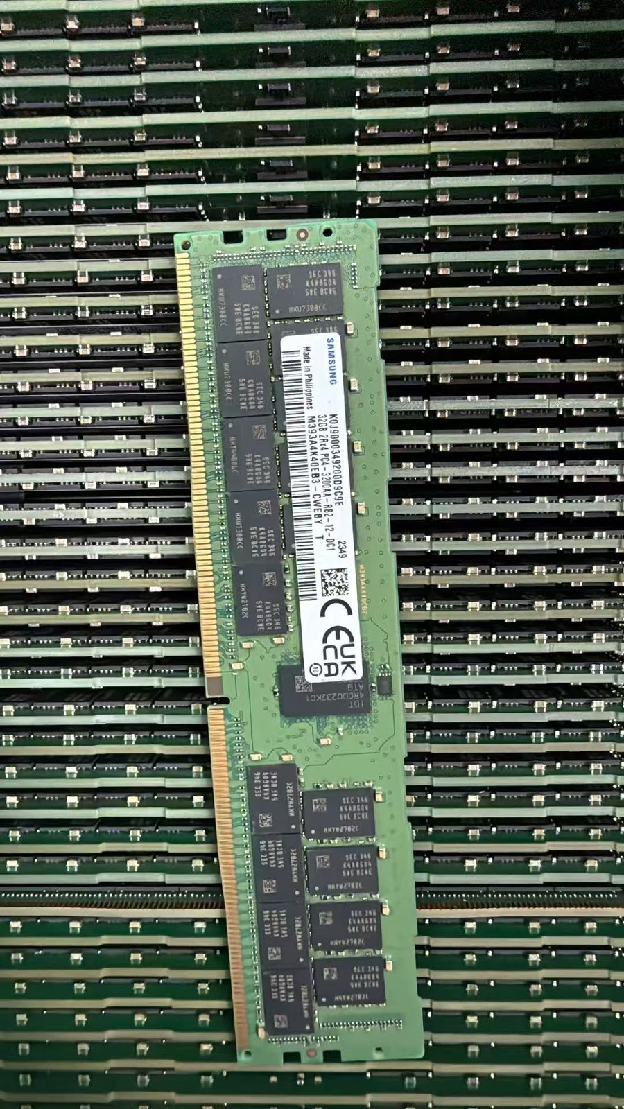 Samsung 32G 2Rx4 DDR4 3200AA REG ECC RDIMM supports EPYC series server memory