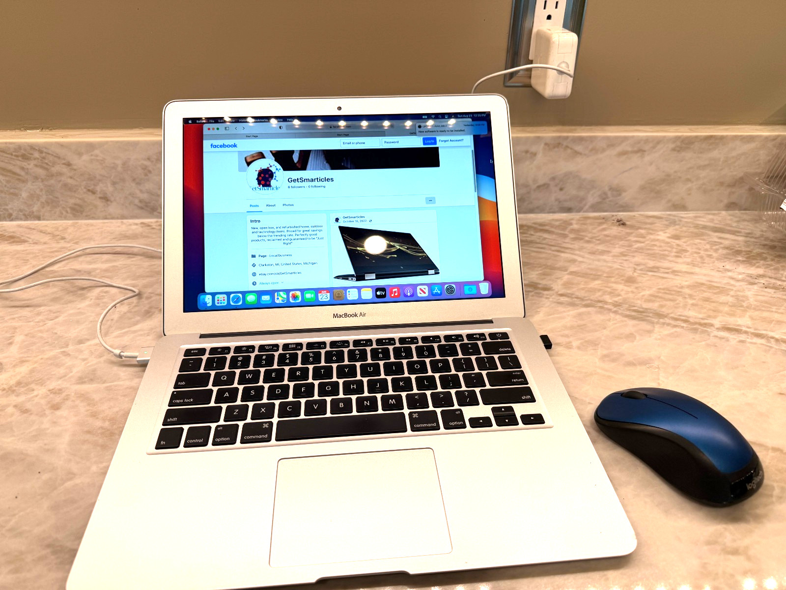 😁 Apple MacBook Air W/Logiteh Mouse Core i5 14.GHz 8GB 128GB SSD LOW PRICE