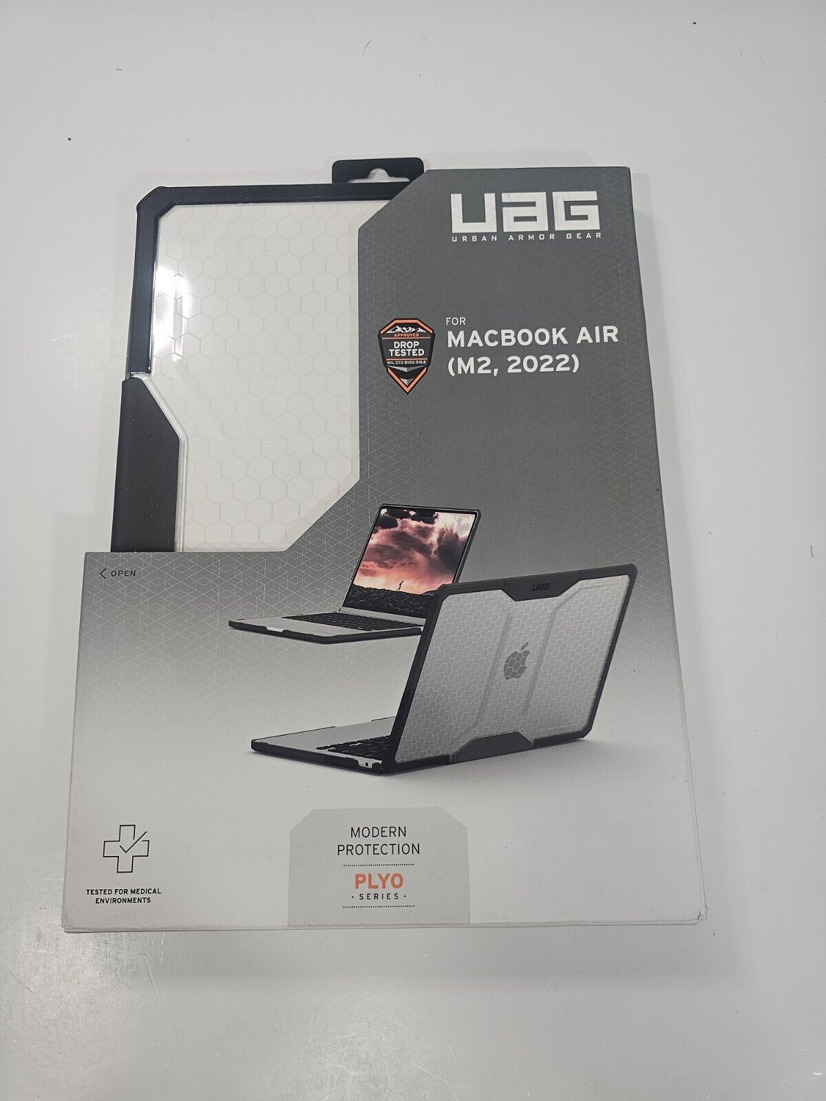 UAG Designed for MacBook Air 13\