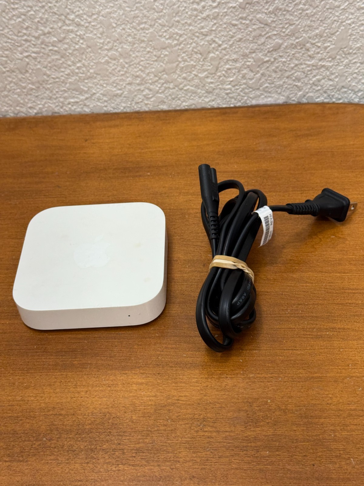 Apple A1392 AirPort Express Base Station WiFi Router