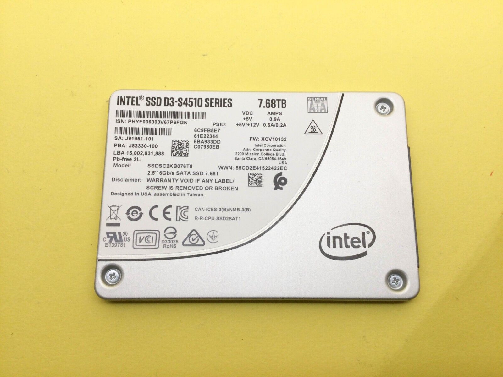 Intel D3-S4510 Series 7.68TB SATA 6Gb/s 2.5in Internal SSD SSDSC2KB076T8