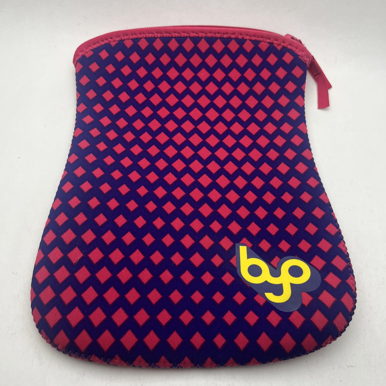 Built NY BYO Neoprene Tablet Sleeve Pink Blue Diamond Pattern Zipper Case