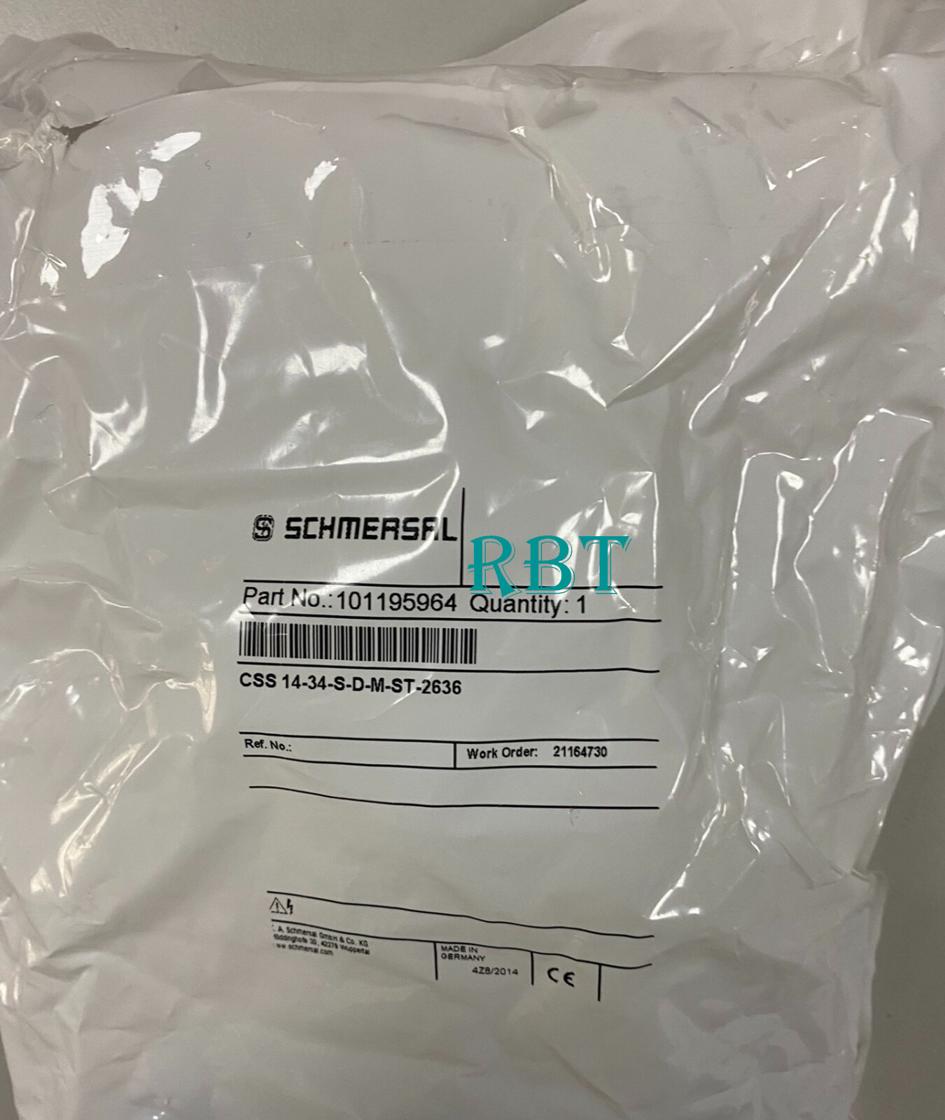 1PC Schmersal CSS14-34-S-D-M-ST-2636 Safety Switch New fedex or DHL