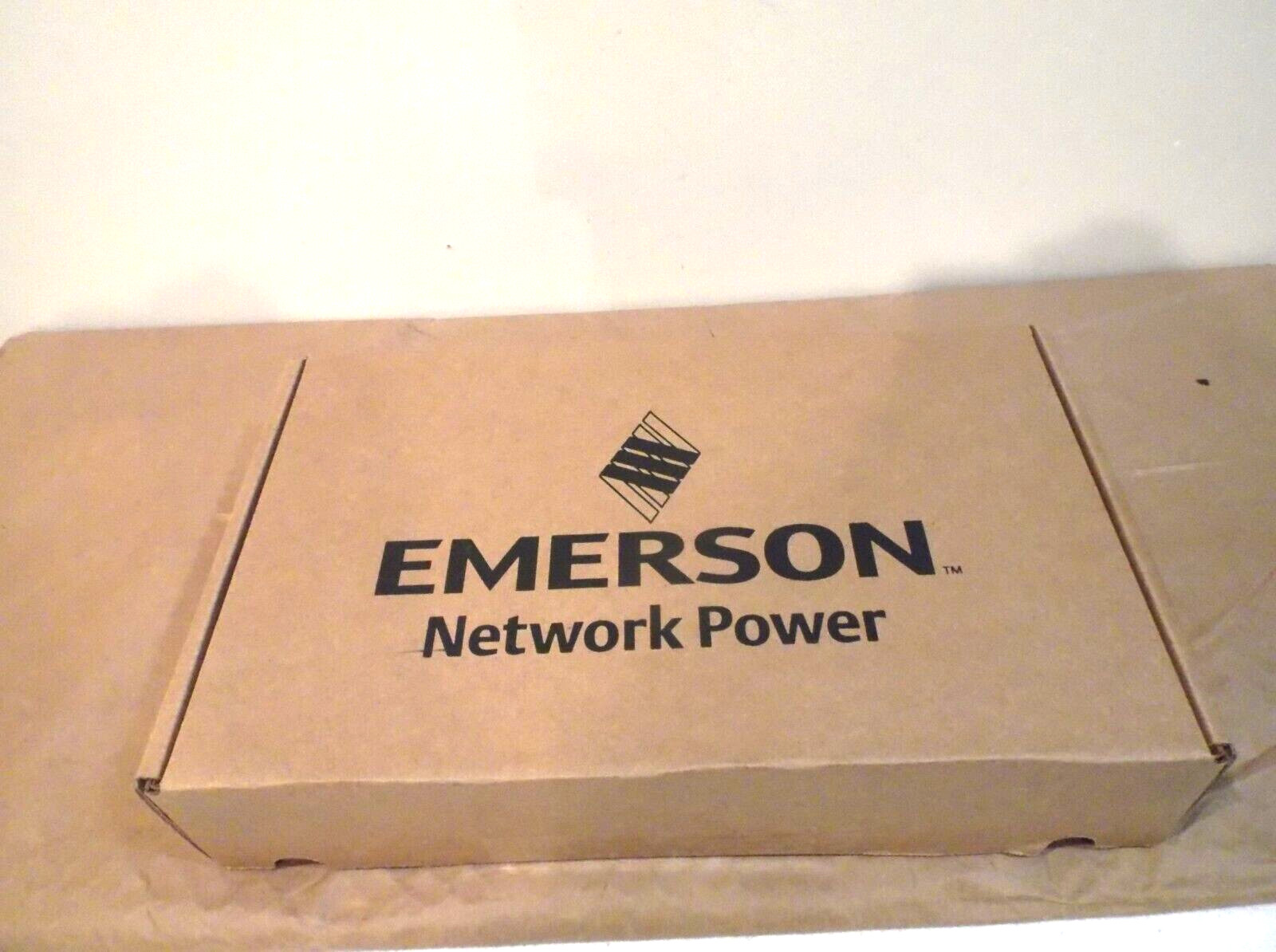 EMERSON SC945-001 CYBEX SECURE DESKTOP KVM SWITCH 520-958-501 09557