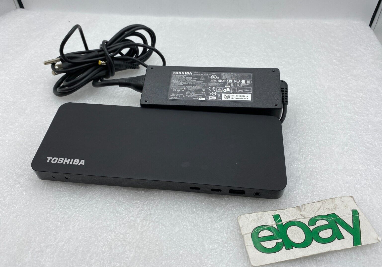 Toshiba Thunderbolt 3 Dock PA5281U-1PRP USB 3.0 Docking Station with 20V 5A AC