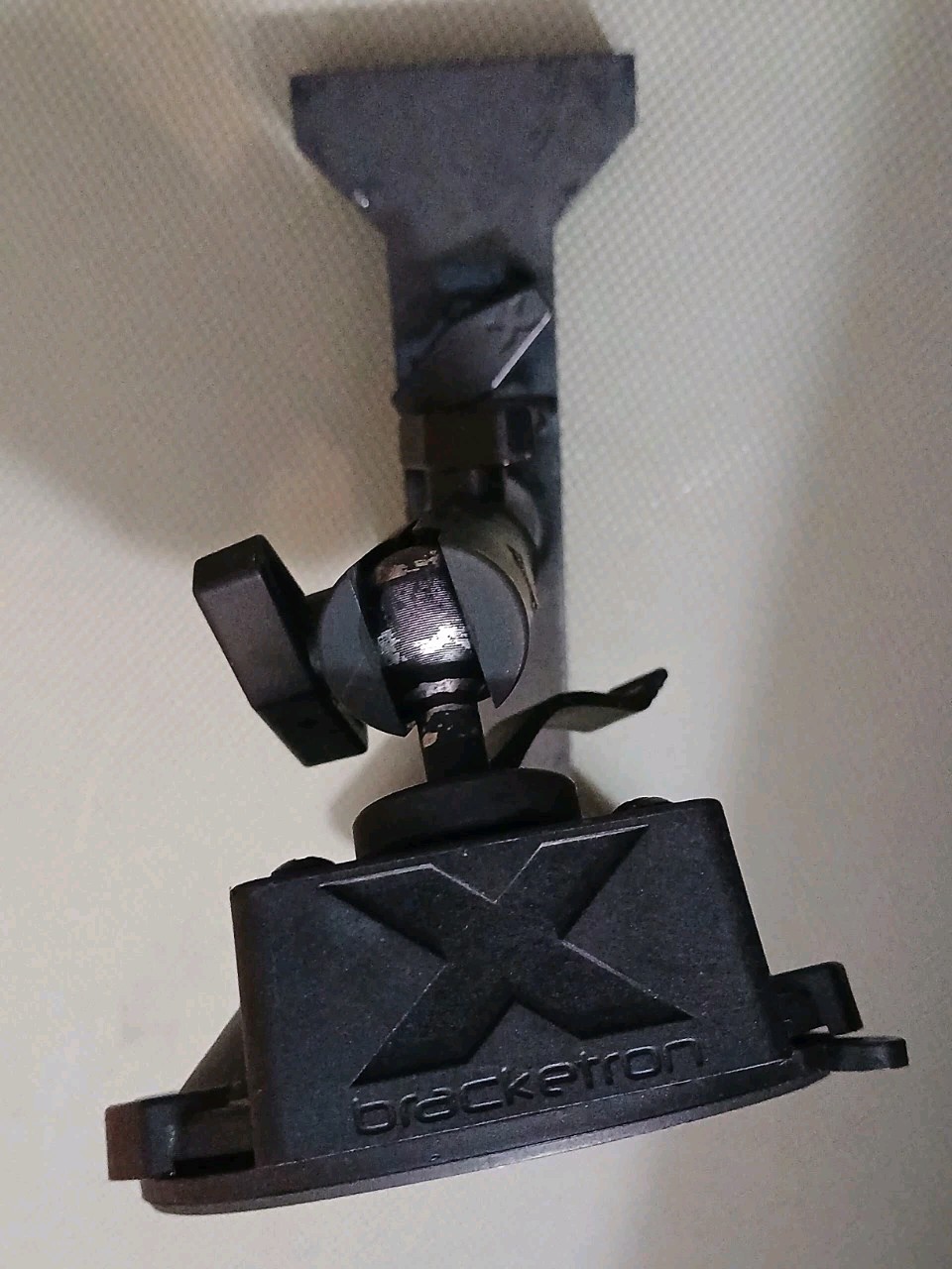 ()Vehicle Mount System, Swing Arm Laptop/Tablet Mount