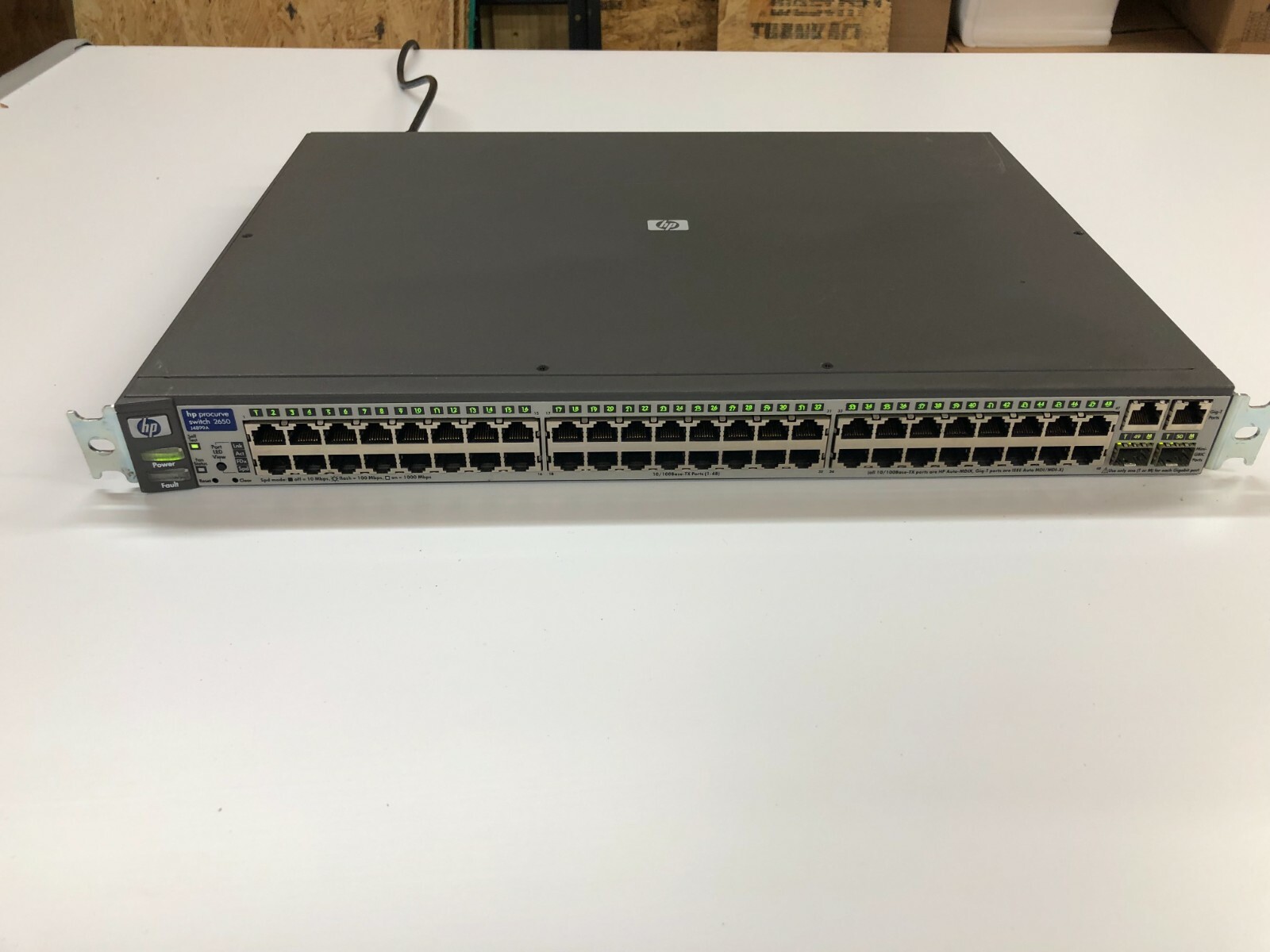 HP ProCurve (J4899A) 48-Ports Rack-Mountable Switch (guarantee)