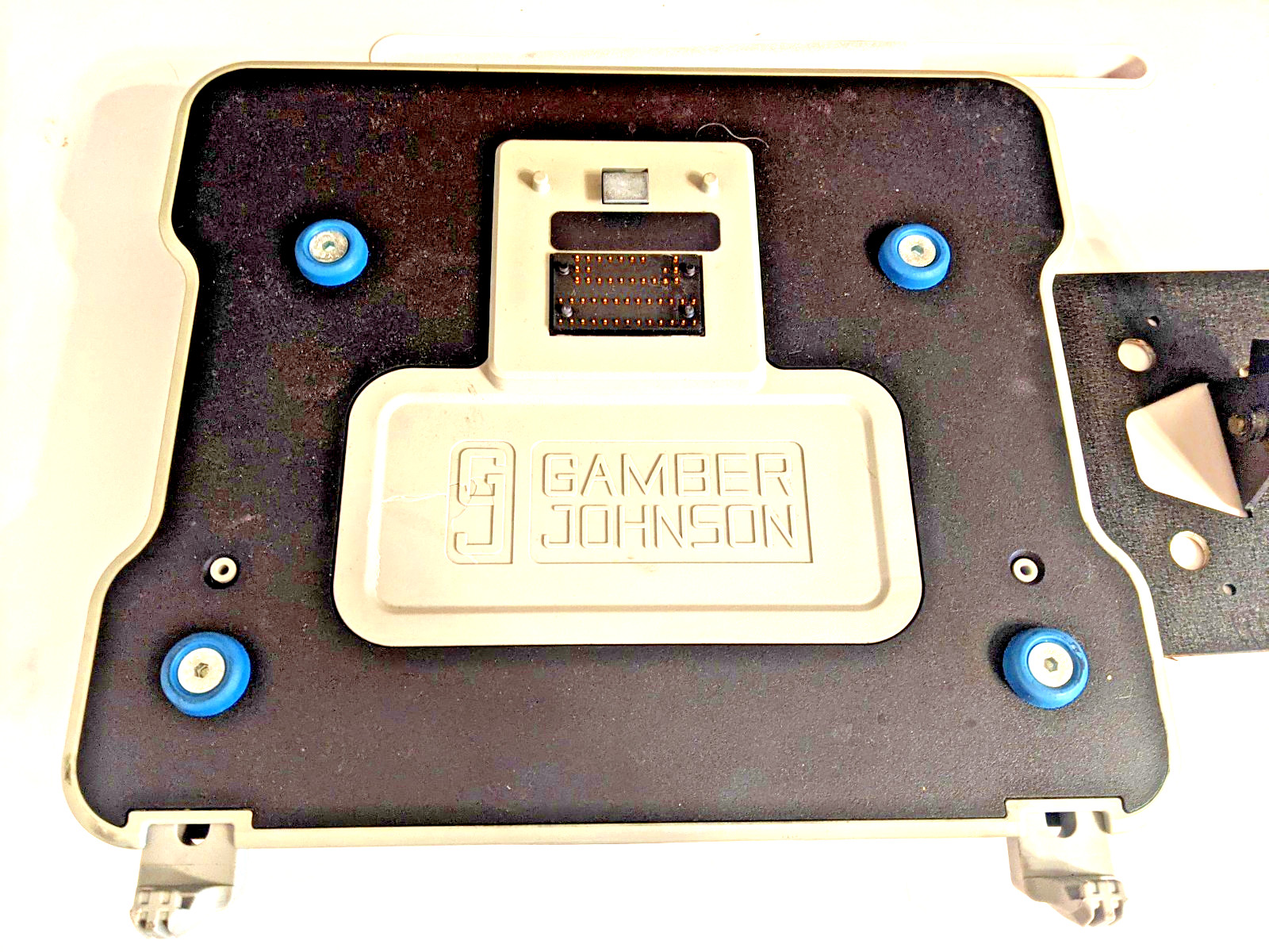 Gamber Johnson 7160-0882-00 DELL LATITUDE RUGGED DOCKING STATION+Mounting Plate