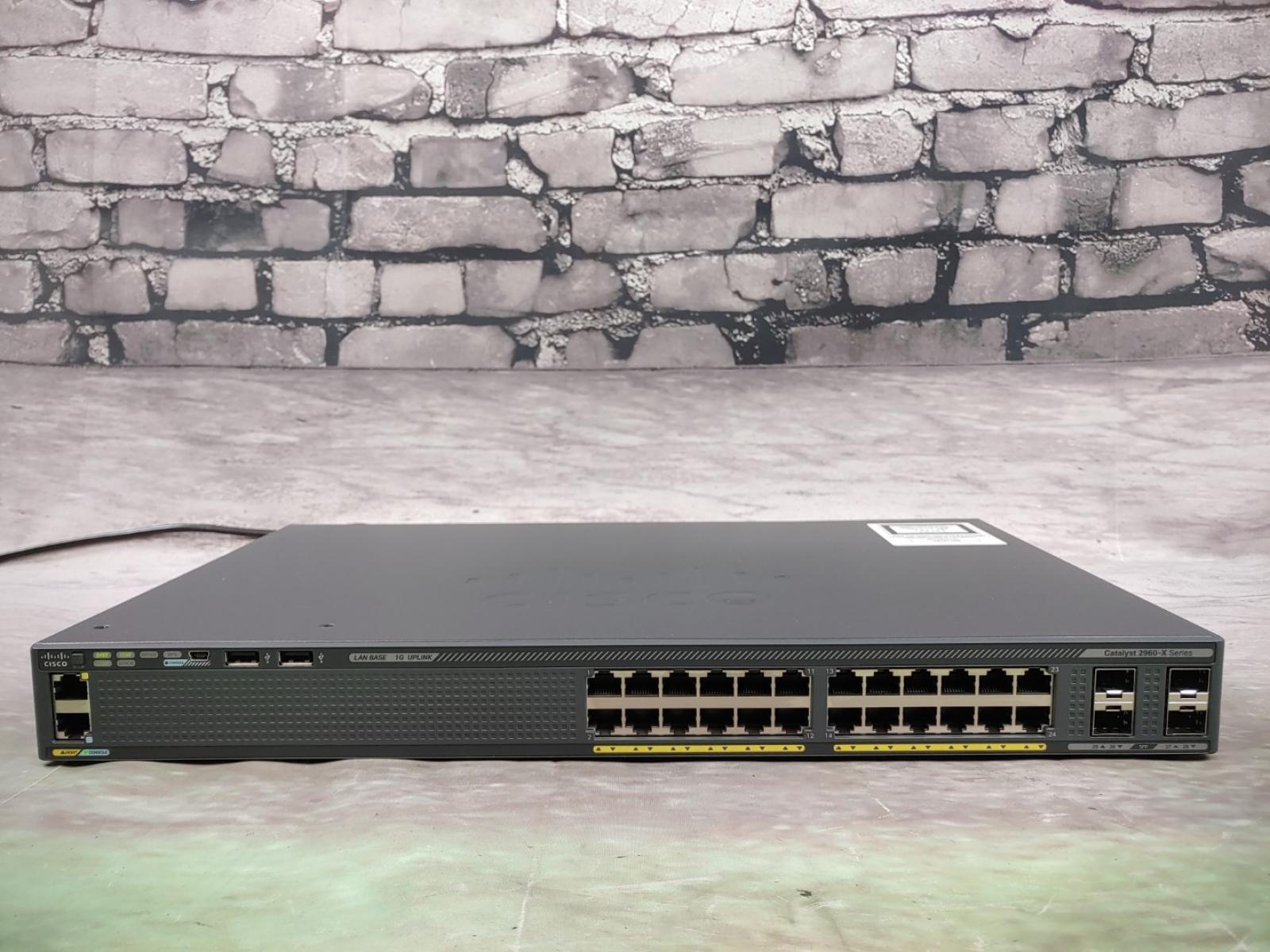 Cisco Catalyst 2960-X WS-C2960X-24TS-L V03 24-Port Switch w/ C2960X-STACK
