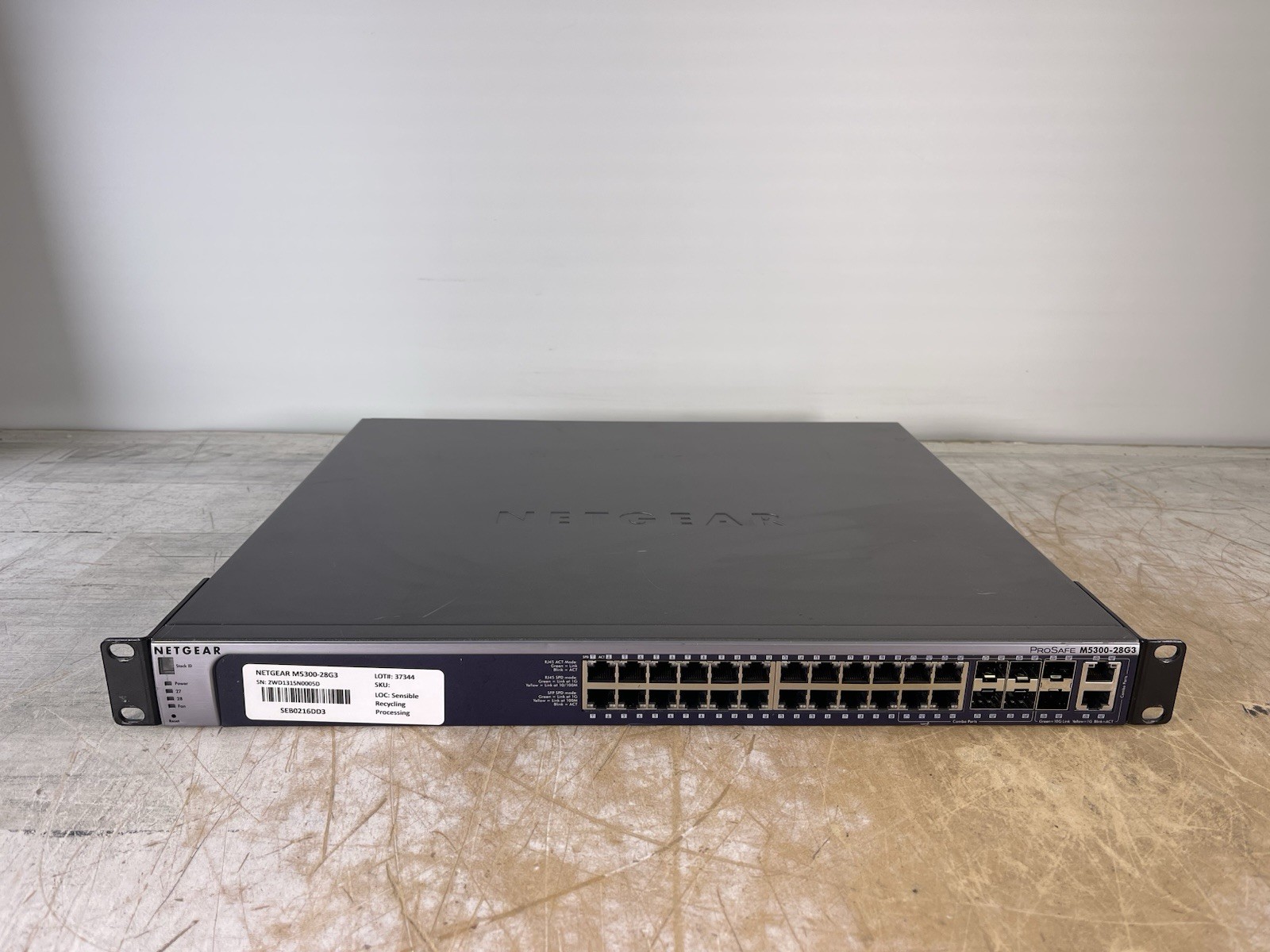 NETGEAR PROSAFE M5300-28G3 24-PORT GIGABIT MANAGED SWITCH