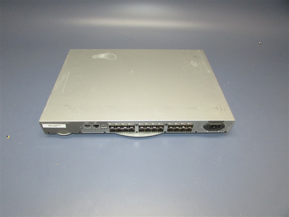 Used HP StorageWorks 8/24 SAN Switch AM868A