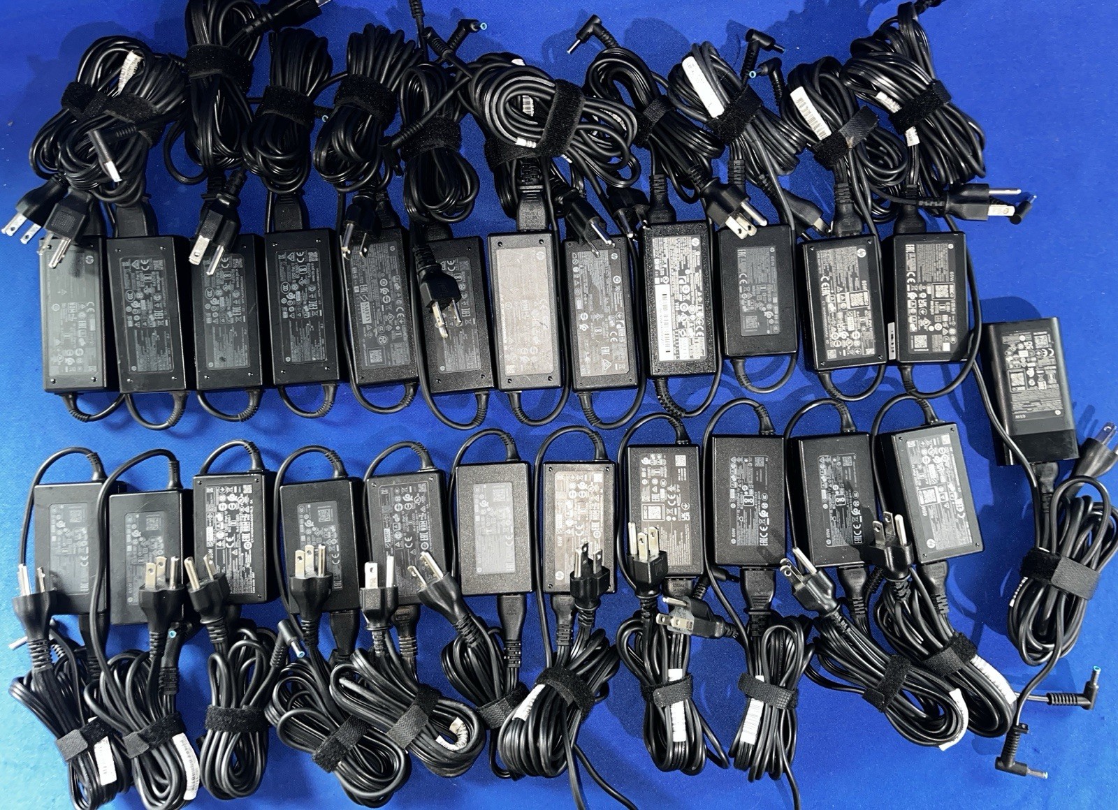 Genuine HP 65W For EliteBook ProBook Laptop Charger Adapter Blue Tip - Lot of 24