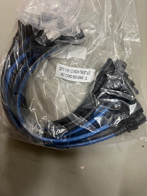 (10) MIDDLE ATLANTIC IEC12X20 TWIST IEC STANDARD POWER CORD BLUE AND BLACK 12"