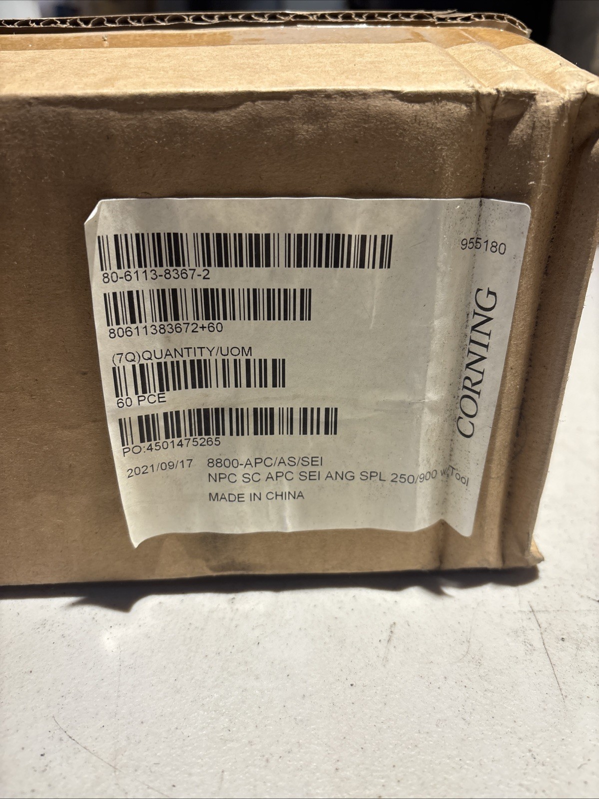 QTY 60 CORNING 8800-APC FIBER OPTIC CONNECTOR W/ SEMI-TIGHT BUFFER 80611383672