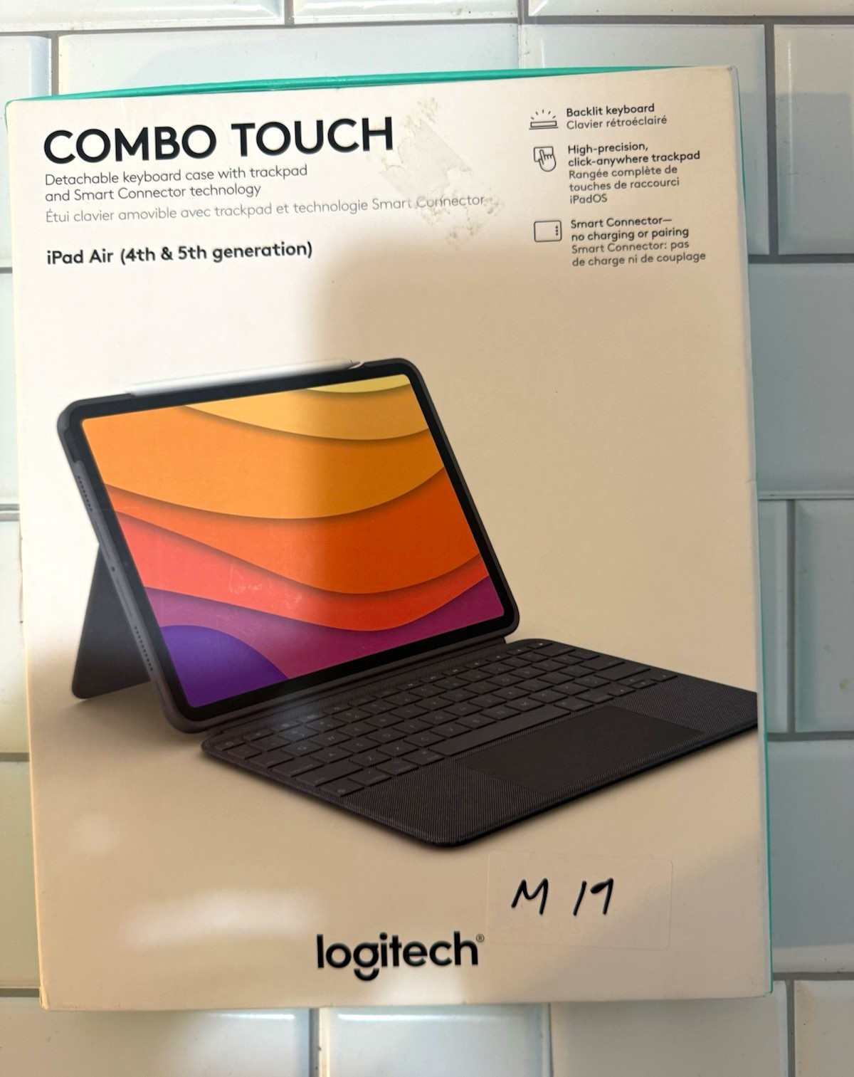 Logitech Combo Touch Detachable Backlit Trackpad Case iPad Air 4/5 10.9 Gray