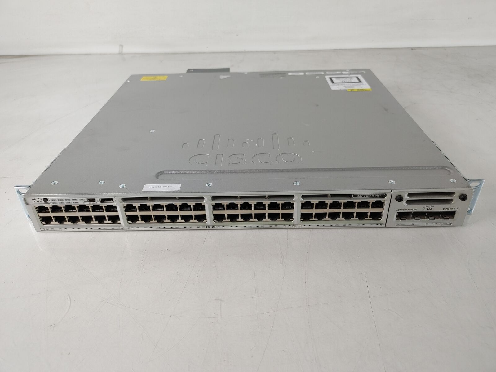 Cisco Catalyst 3850 WS-C3850-48PW-S 48-Port Gigabit Ethernet Managed PoE+
