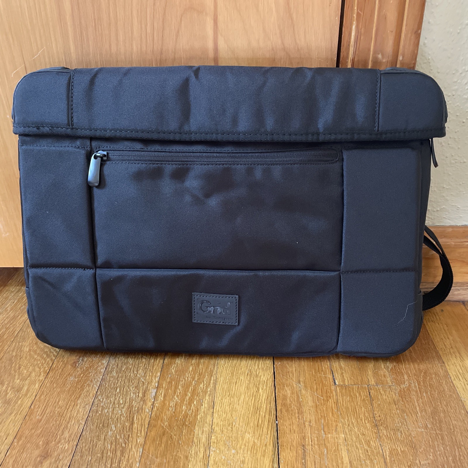 Grid By Targus Black High Impact Slipcase For Laptop/Macbook 15.6" TSS846-70