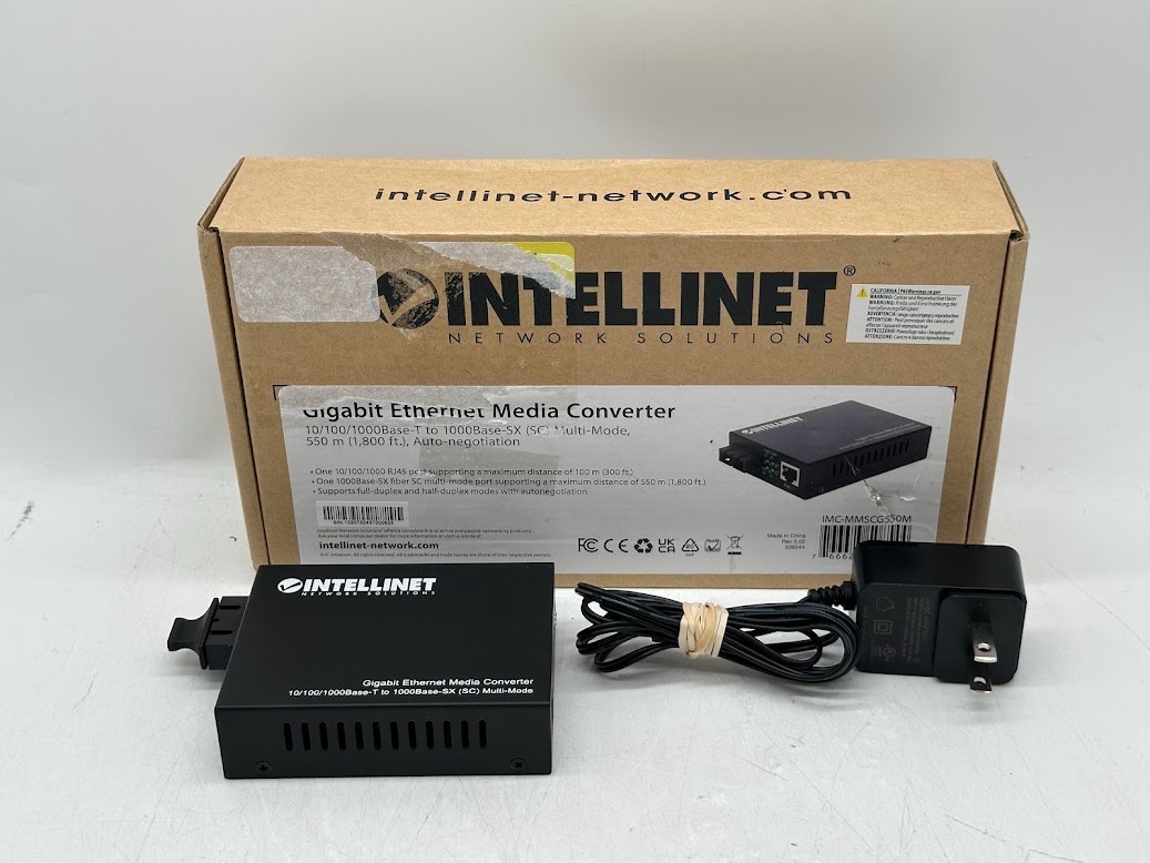 Intellinet Gigabit Ethernet Media Converter-Black