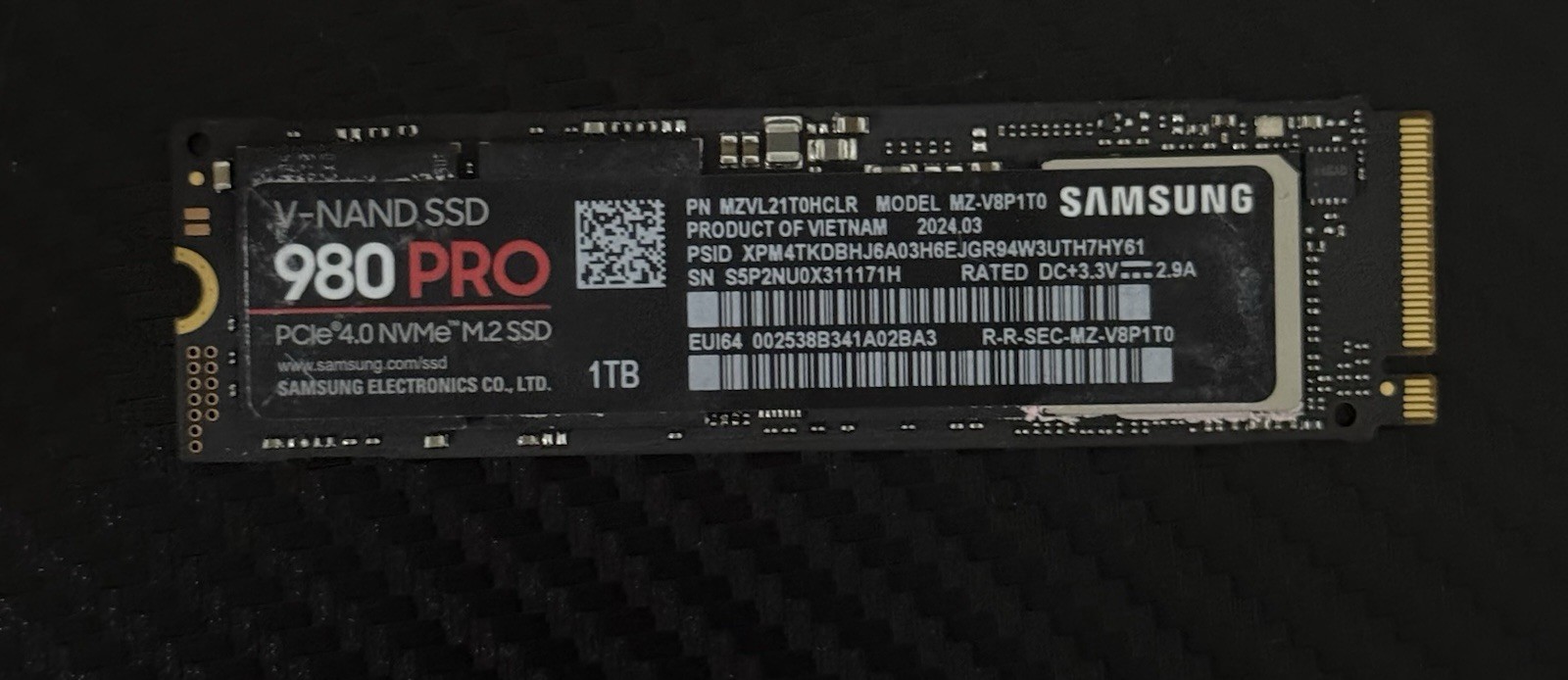 Samsung 980 Pro 1TB PCIe 4.0 NVMe M.2 SSD