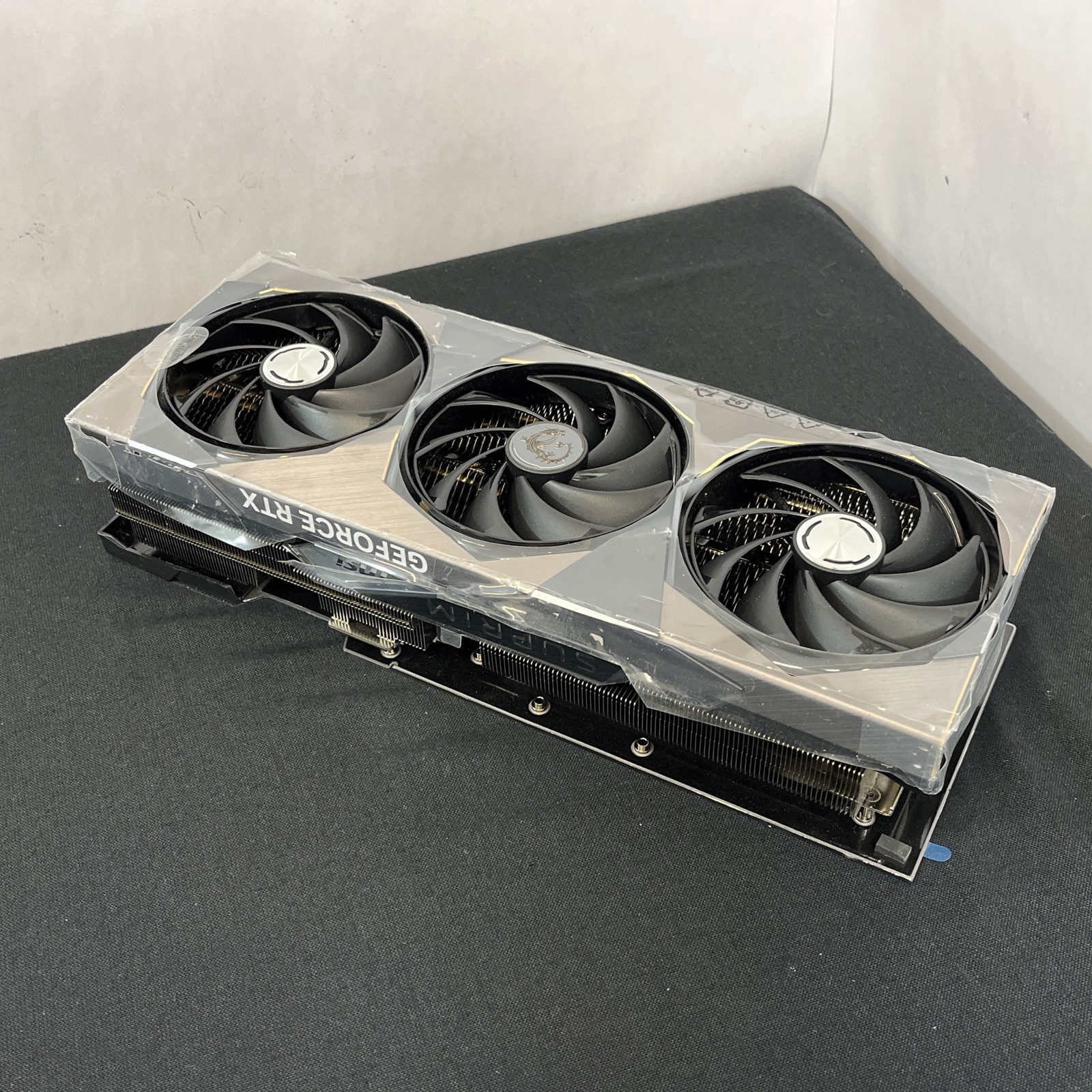MSI GeForce RTX 4090 SUPRIM X 24G Graphics Card GPU Heatsink/Fans *No PCB*