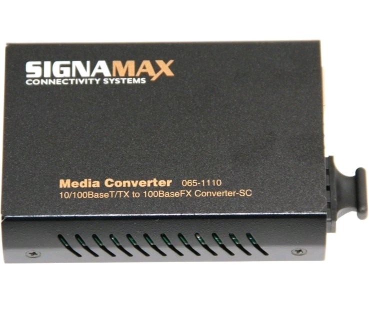 Signamax Media Converter 065-1110 10/100BaseT/TX to 100BaseFX Multimode