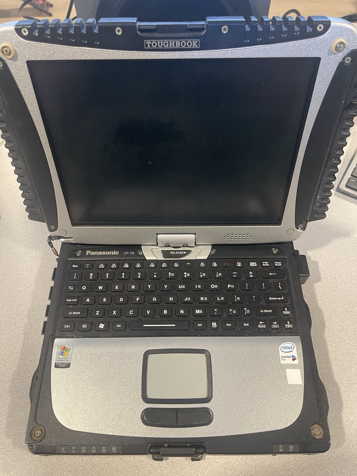 Panasonic Toughbook CF19