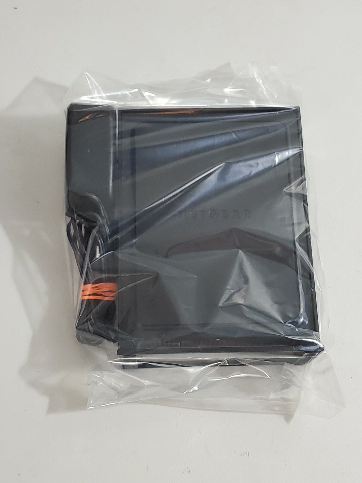 Netgear WNR2000 4-Port 10/100 Wireless N Router (WNR2000v3)