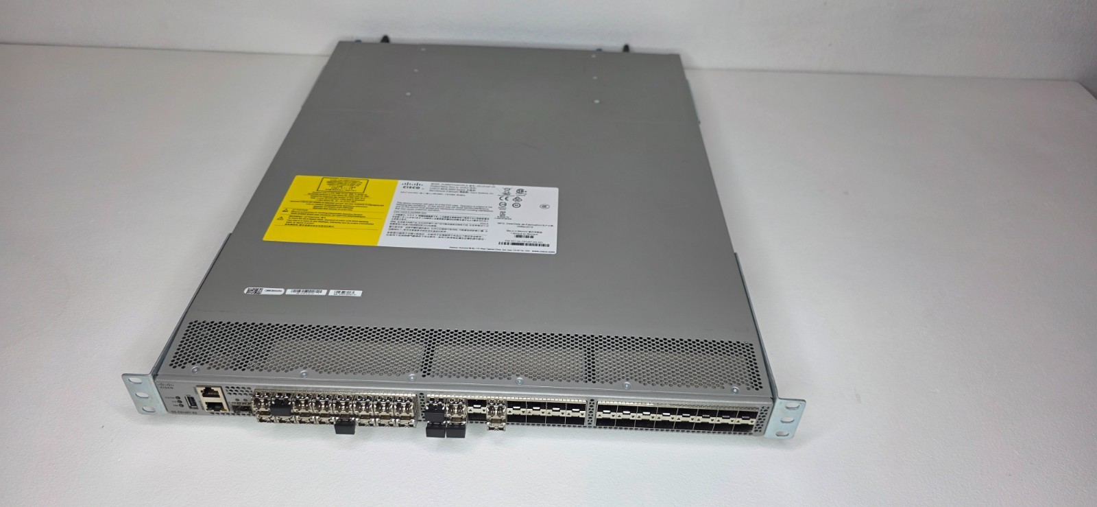 Cisco DS-C9148T-K9 48-Port 32G Fibre Channel Switch 24 Active Port w/Dual PS