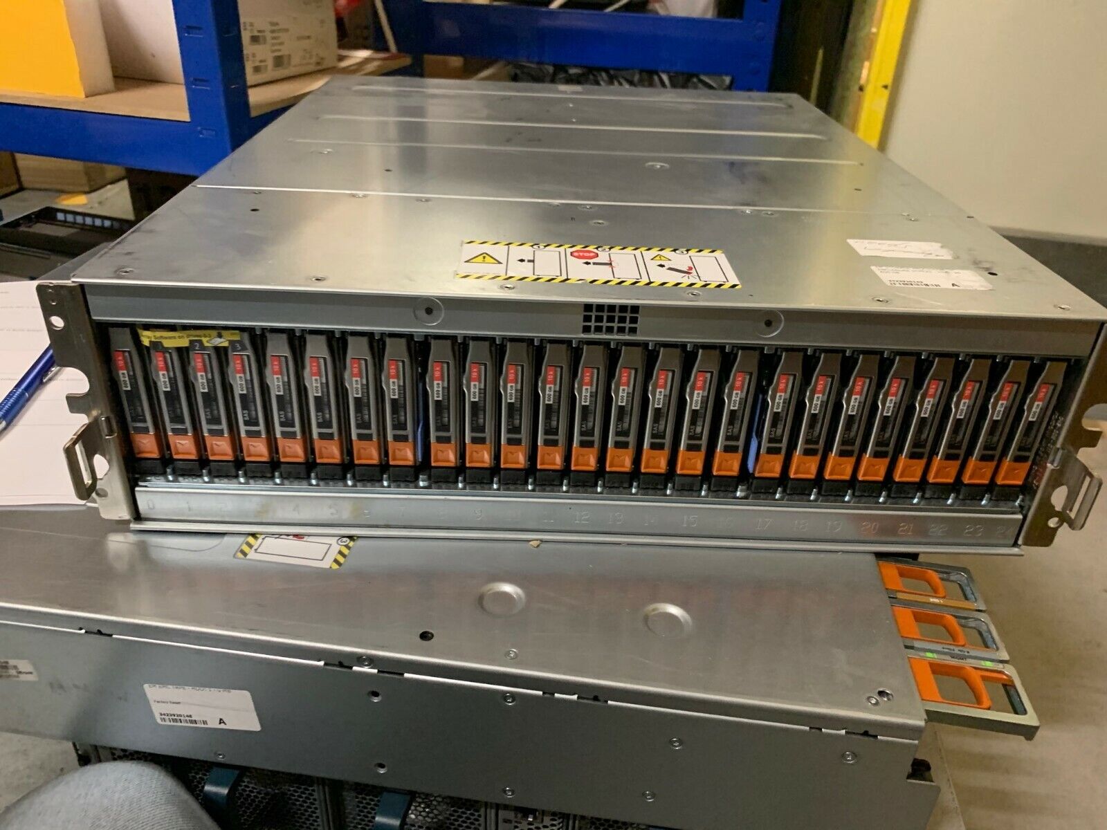 EMC STPE25 Disk Storage Array 25 x 600GB with PSU