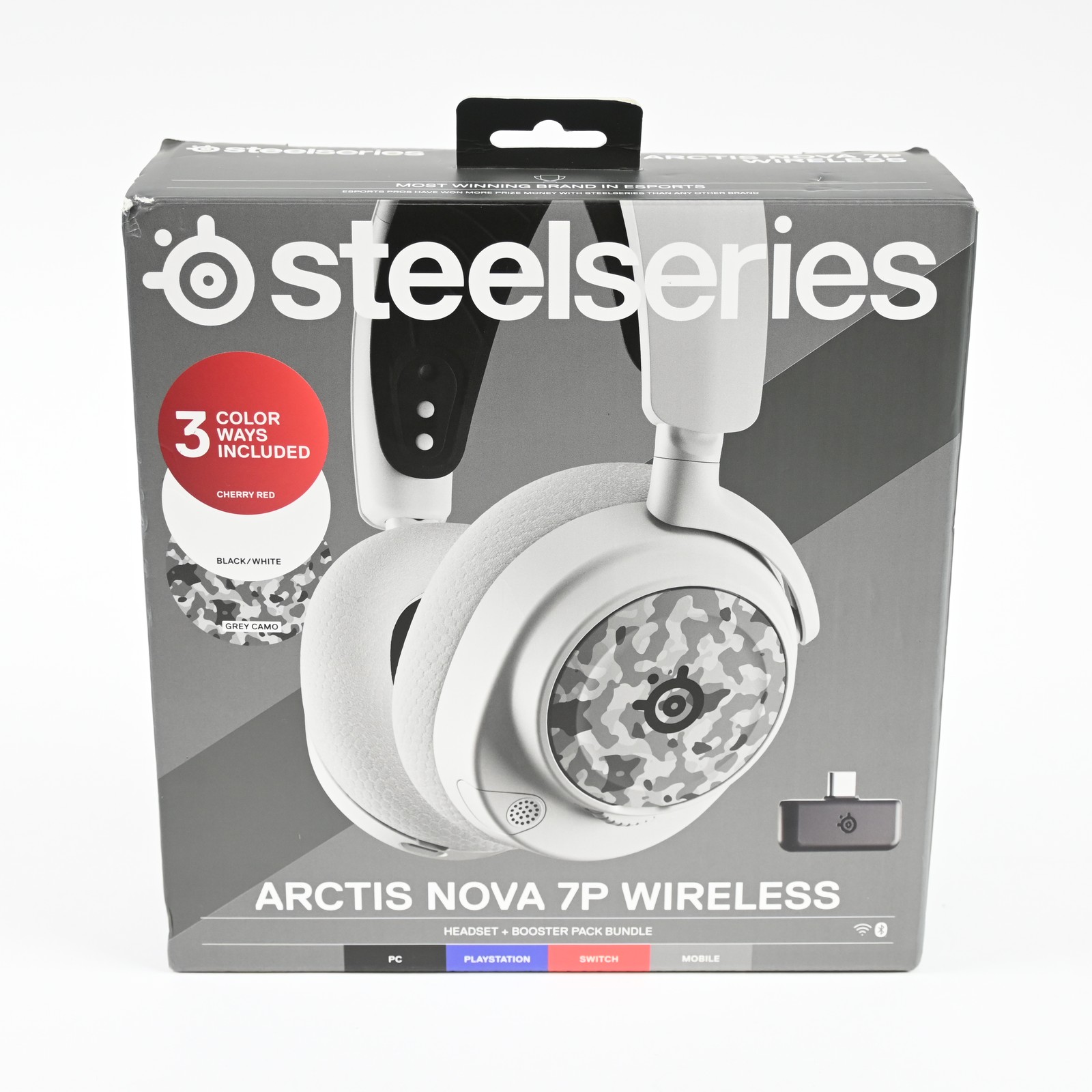SteelSeries Arctis Nova 7P Wireless + Bluetooth Gaming Headset