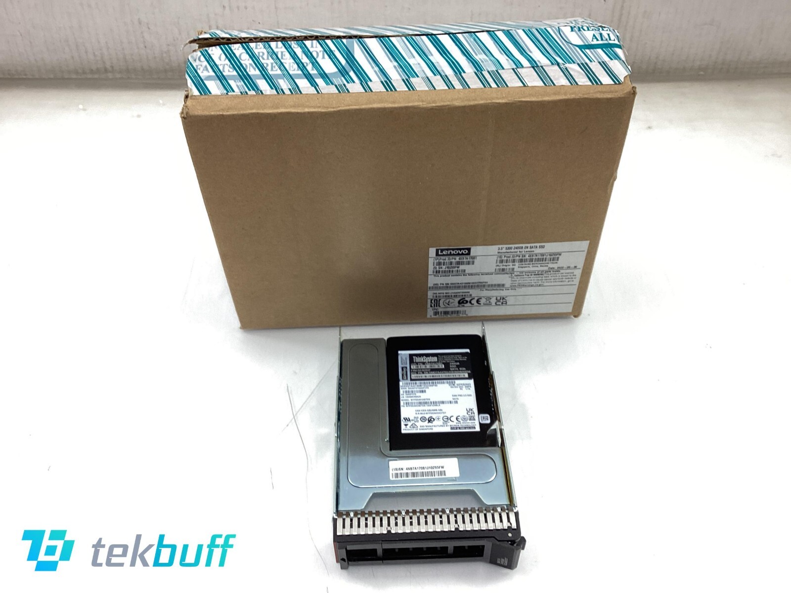 Lenovo Thinksystem 5300 240GB 3.5" SATA 6Gb/s Solid State Drive - 4XB7A17081