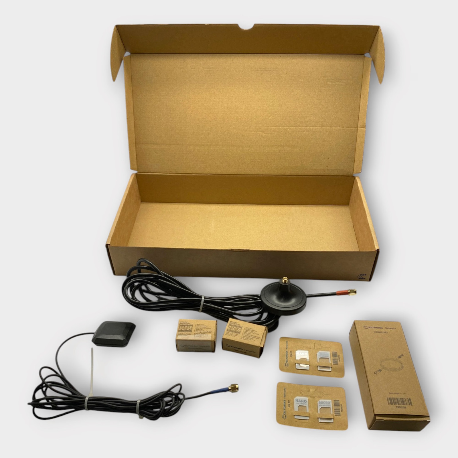 Teltonika RUT956 Router Antenna Cable Connector Accessory Kit - NOS