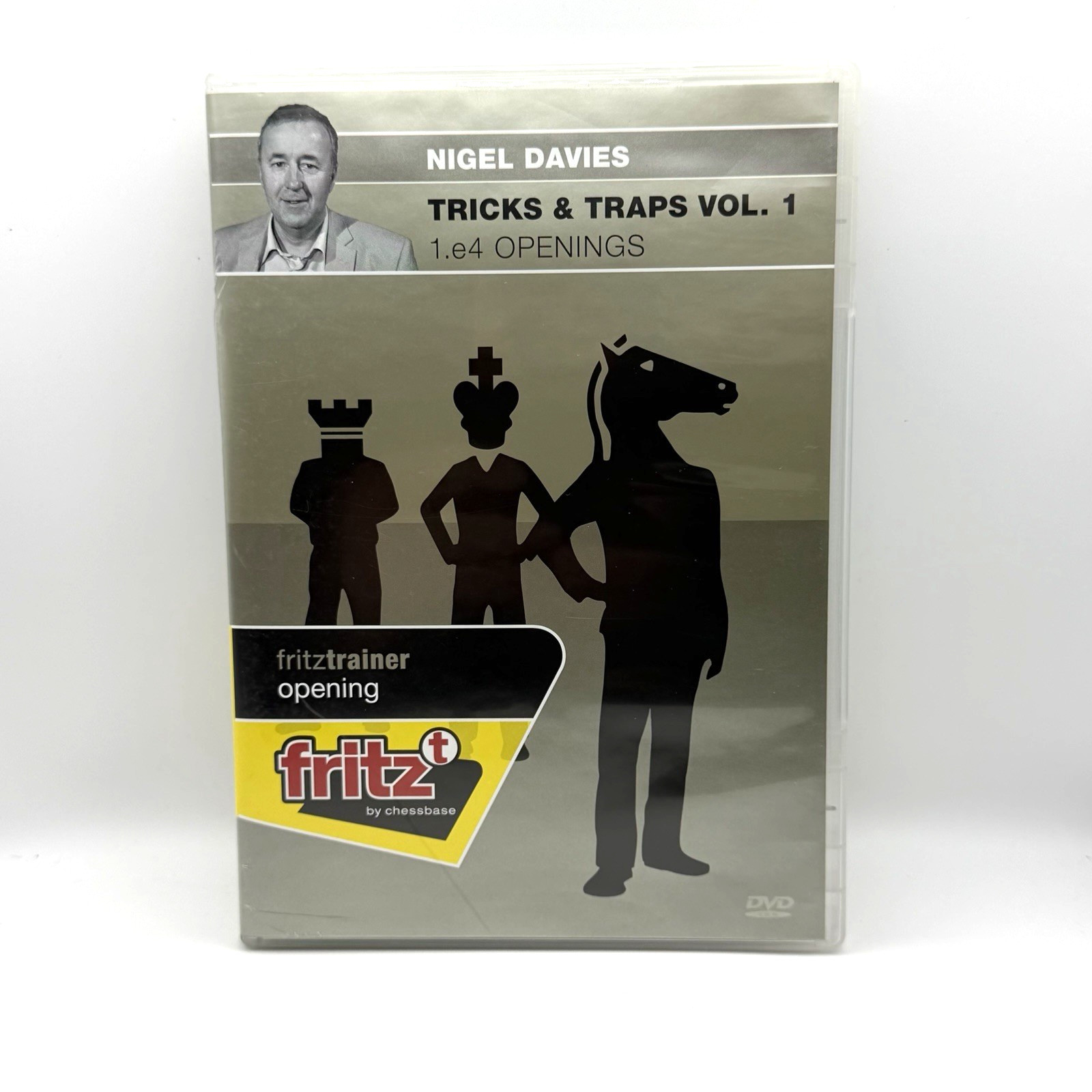 TRICKS AND TRAPS - 1. e4 Openings - Nigel Davies - VOLUME 1 Fritz Trainer