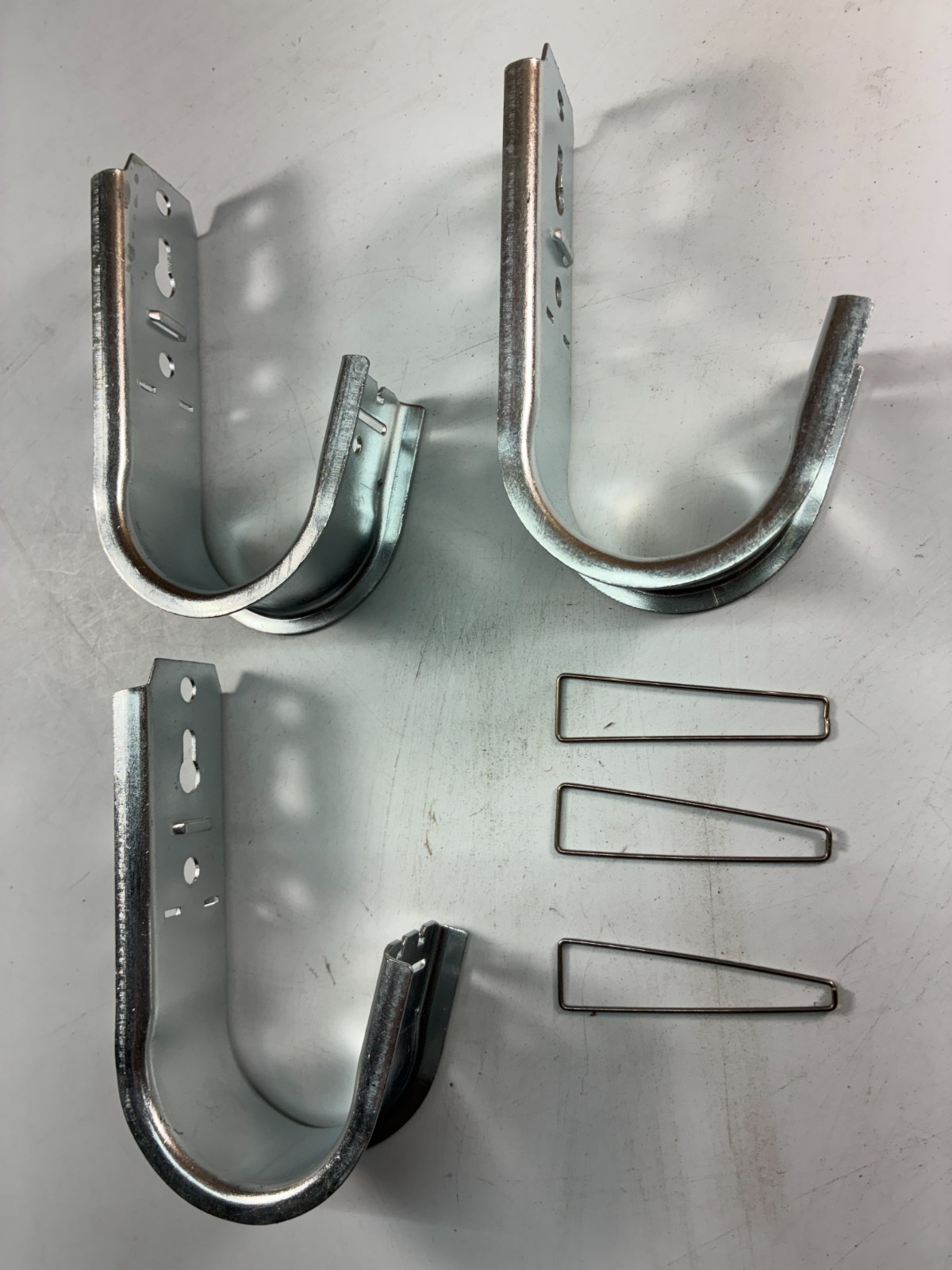 Data/Low Voltage J-Hooks (2-Inch) (3-PACK) w/Retainer Clips Steel Galvanized NEW