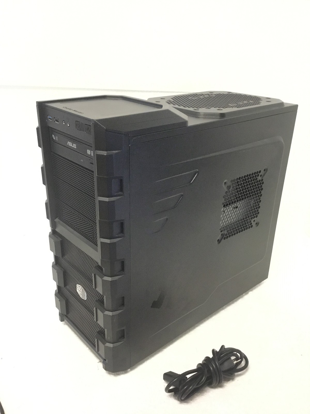 Cooler Master RC912 Computer AMD X4 845 4GB Gigabyte GA-F2A68HM-H - NVIDIA P1062